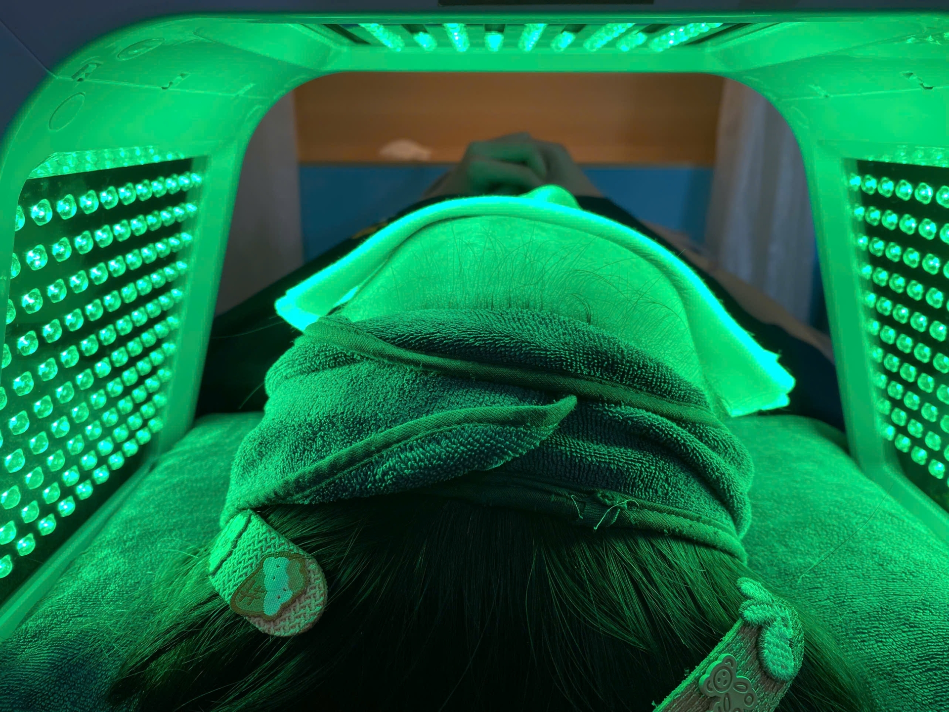 BẢNG GIÁ & GÓI DỊCH VỤ SẮC ĐẸP SPA — 2025 BẢNG GIÁ & GÓI DỊCH VỤ SẮC ĐẸP SPA — 2025